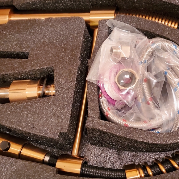 BESy Commercial Kitchen Laundry Faucet with Pull Down Sprayer Brushed Gold New - Picture 2 of 7